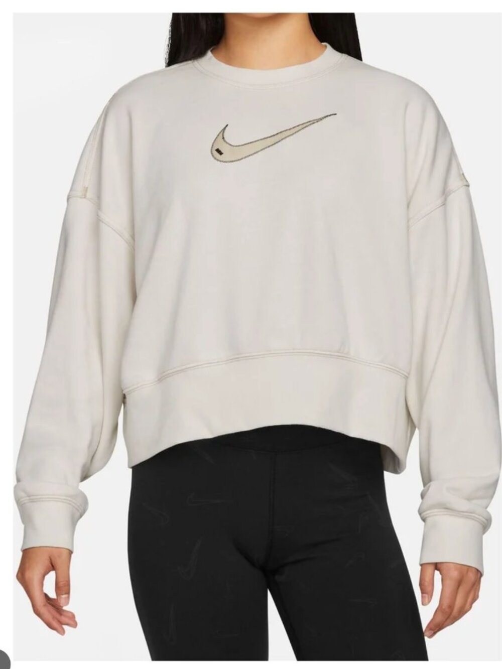 Nike women's Swoosh Logo embroidered loose fit, short, sweatshirt size Medium